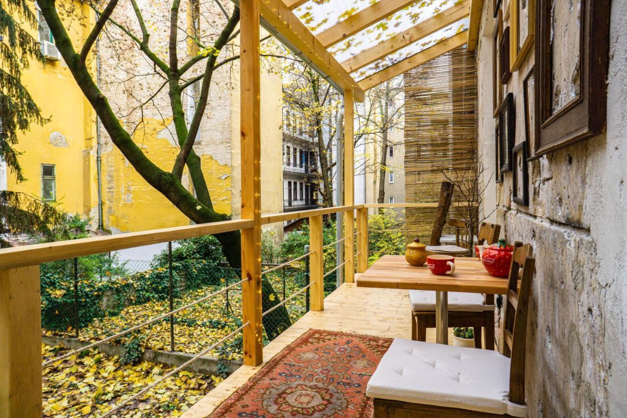 Bond & Sue Apartment Будапеща Екстериор снимка